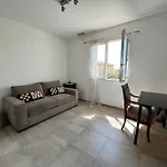 Villa Climatisee Avec Piscine *