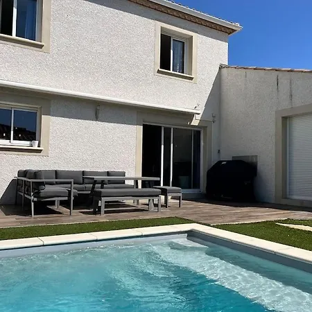 Villa Climatisee Avec Piscine *